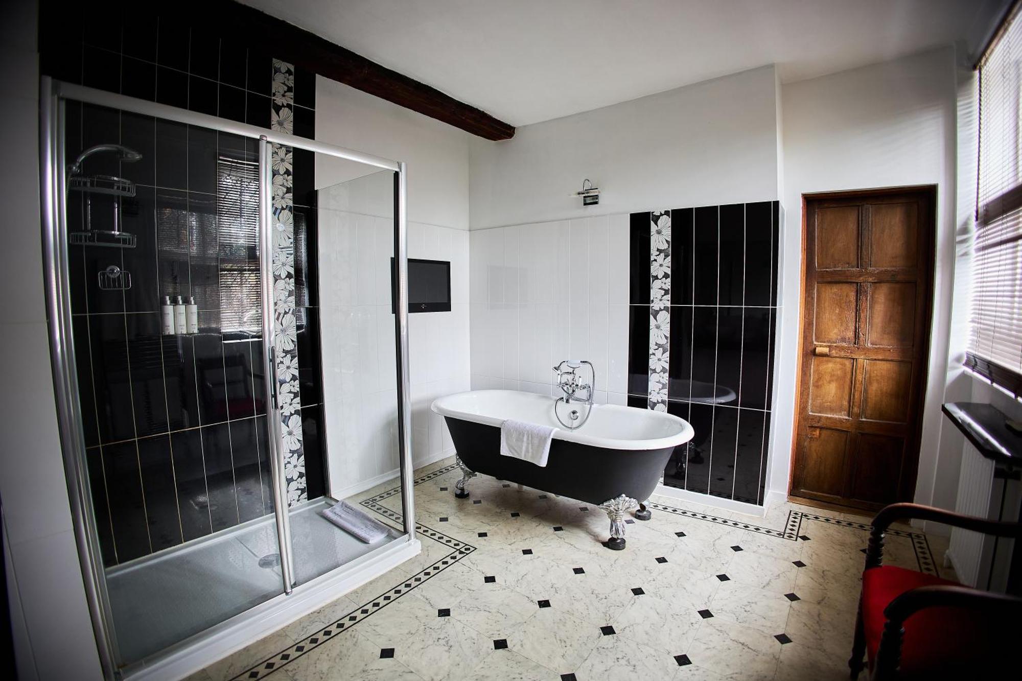 וודברידג' Seckford Hall Hotel & Spa מראה חיצוני תמונה