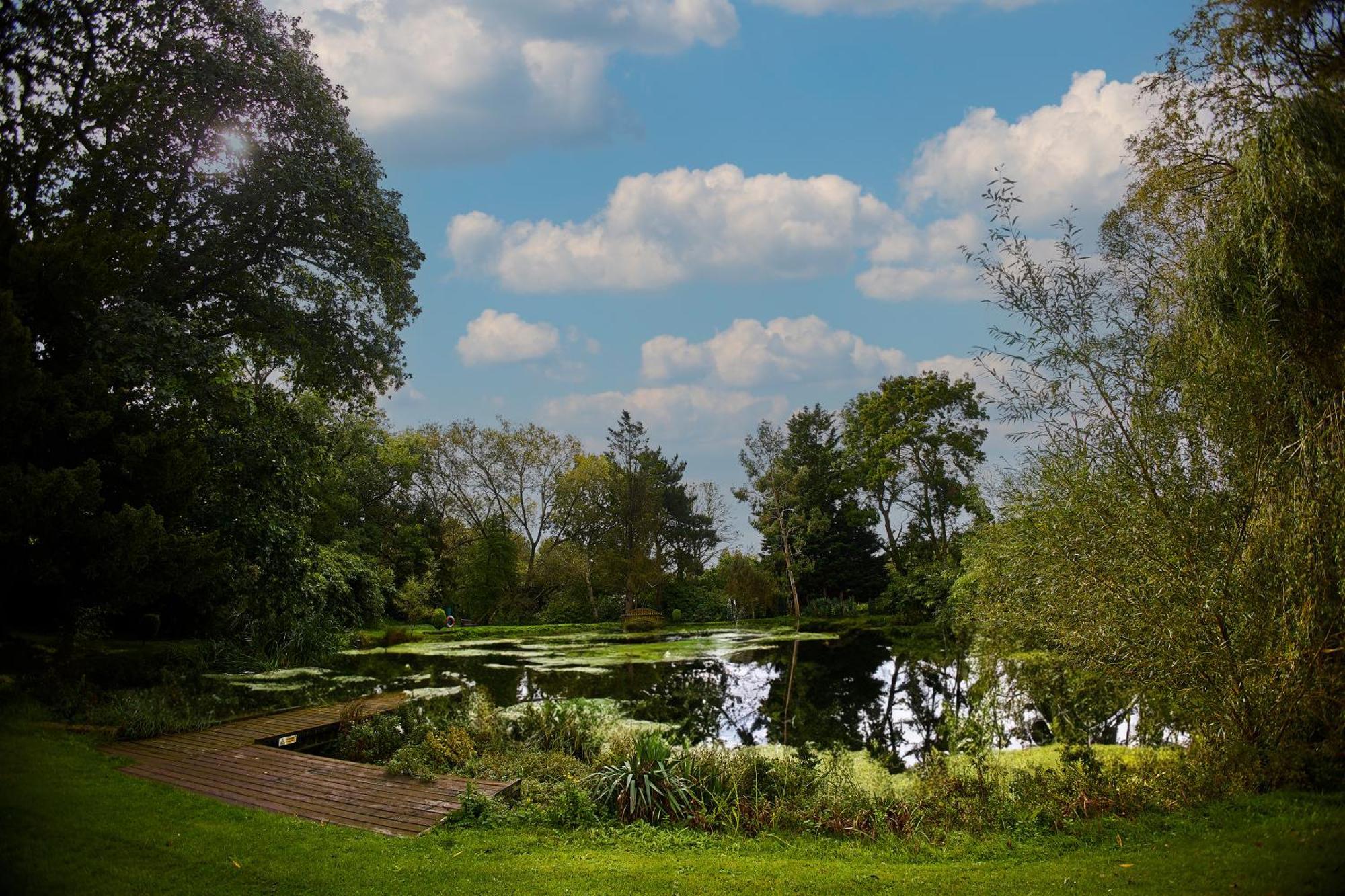 וודברידג' Seckford Hall Hotel & Spa מראה חיצוני תמונה